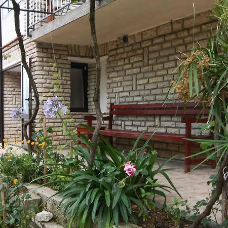 Zana Trogir