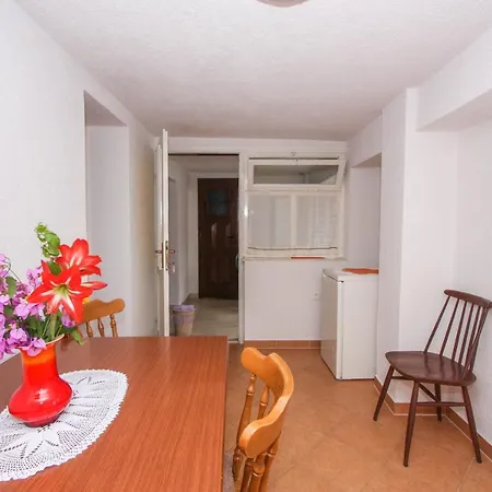 Apartament Zana
